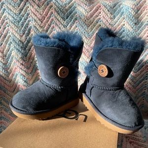 Ugg Bailey Button II boot